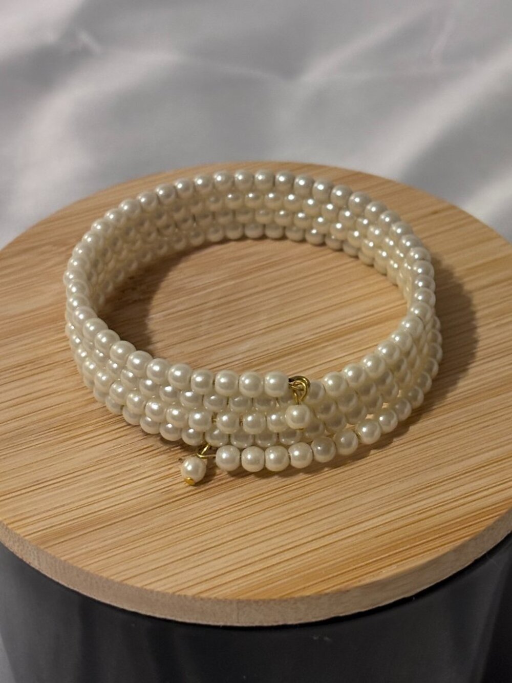 Vintage Faux Pearl Multi Strand Memory Wire Wrap Bracelet Gold Tone Dangle
